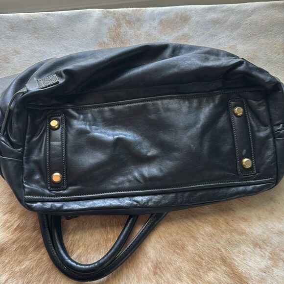 Marc Jacobs Black Leather Bag with Gold Hardware - Picture 8 of 9